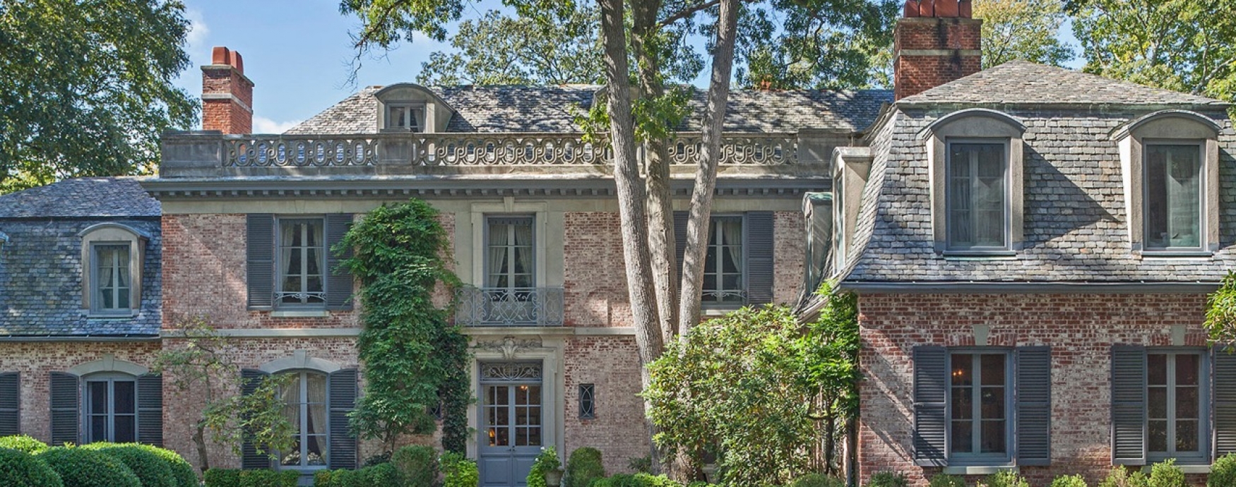 Daniel Gale Sotheby's International Realty