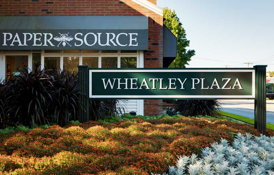 Wheatley Plaza Fashion, Jewelry, Beauty & Gifts Long Island